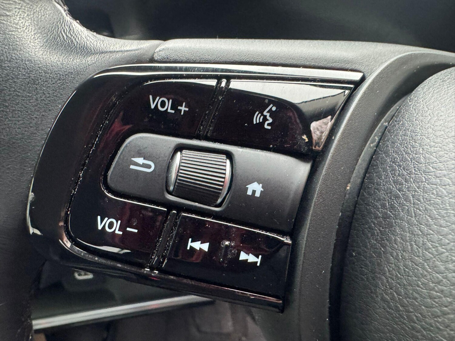 Used Honda HR-V for sale - 77783808: Photo 16