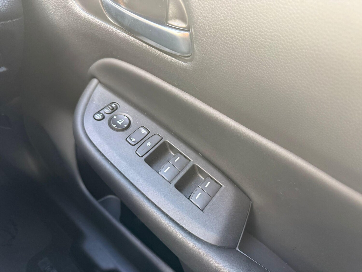 Used Honda Jazz 2024 for sale - 78100913: Photo 36