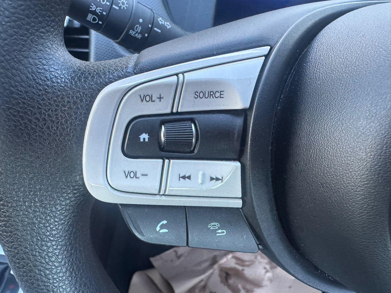 Used Honda Jazz 2023 for sale - 76613001: Photo 16