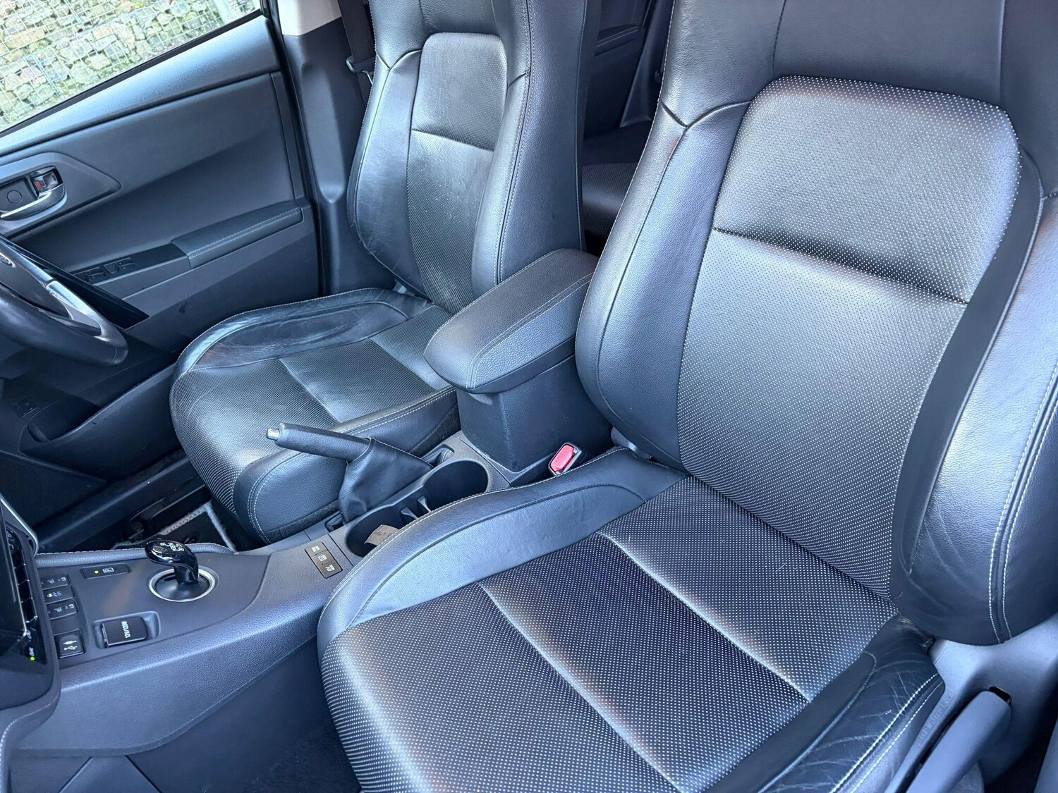 Used Toyota Auris 2018 for sale - 77574401: Photo 23