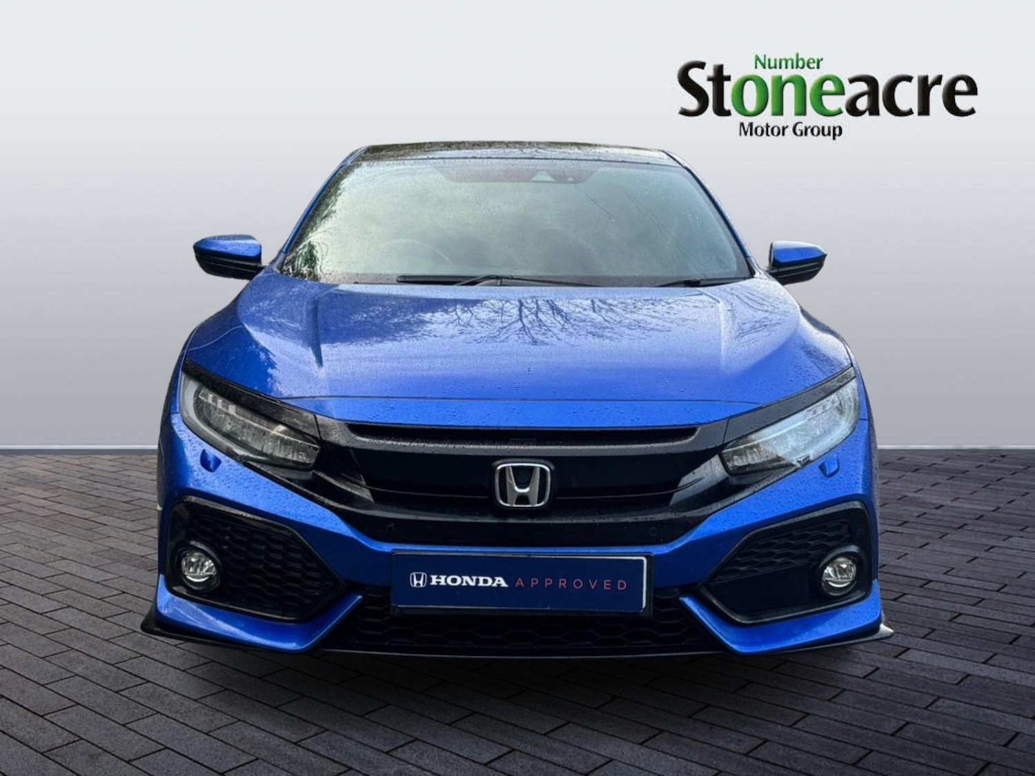 Used Honda Civic 2019 for sale - 76715157: Photo 2