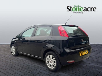 Used Fiat Punto 2017 for sale - 77074665: Photo