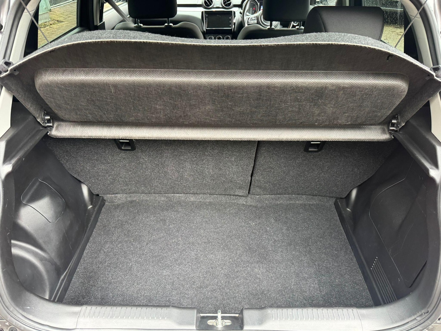 Used Suzuki Swift 2023 for sale - 76976896: Photo 26