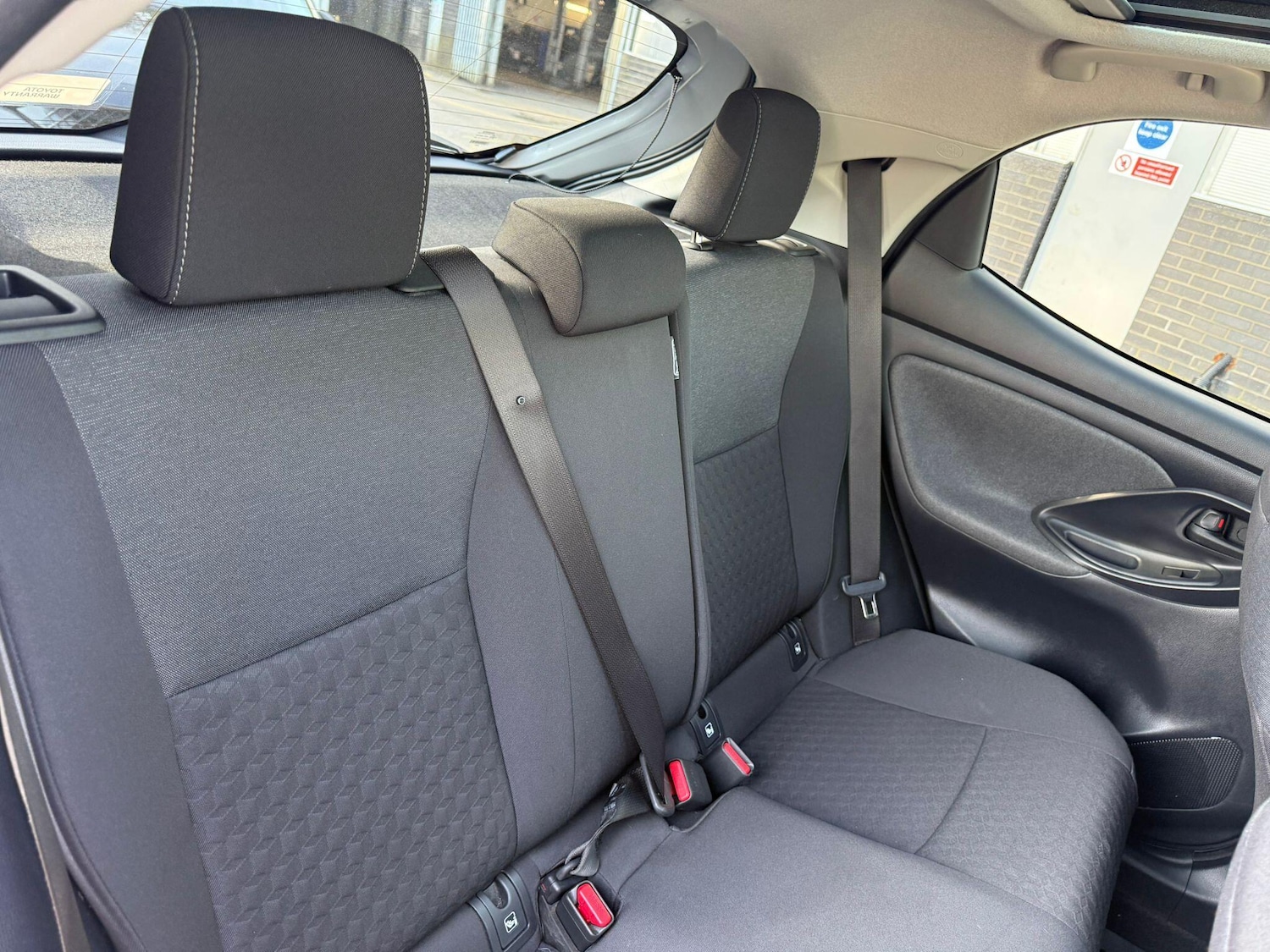 Used Toyota Yaris 2021 for sale - 78184226: Photo 17