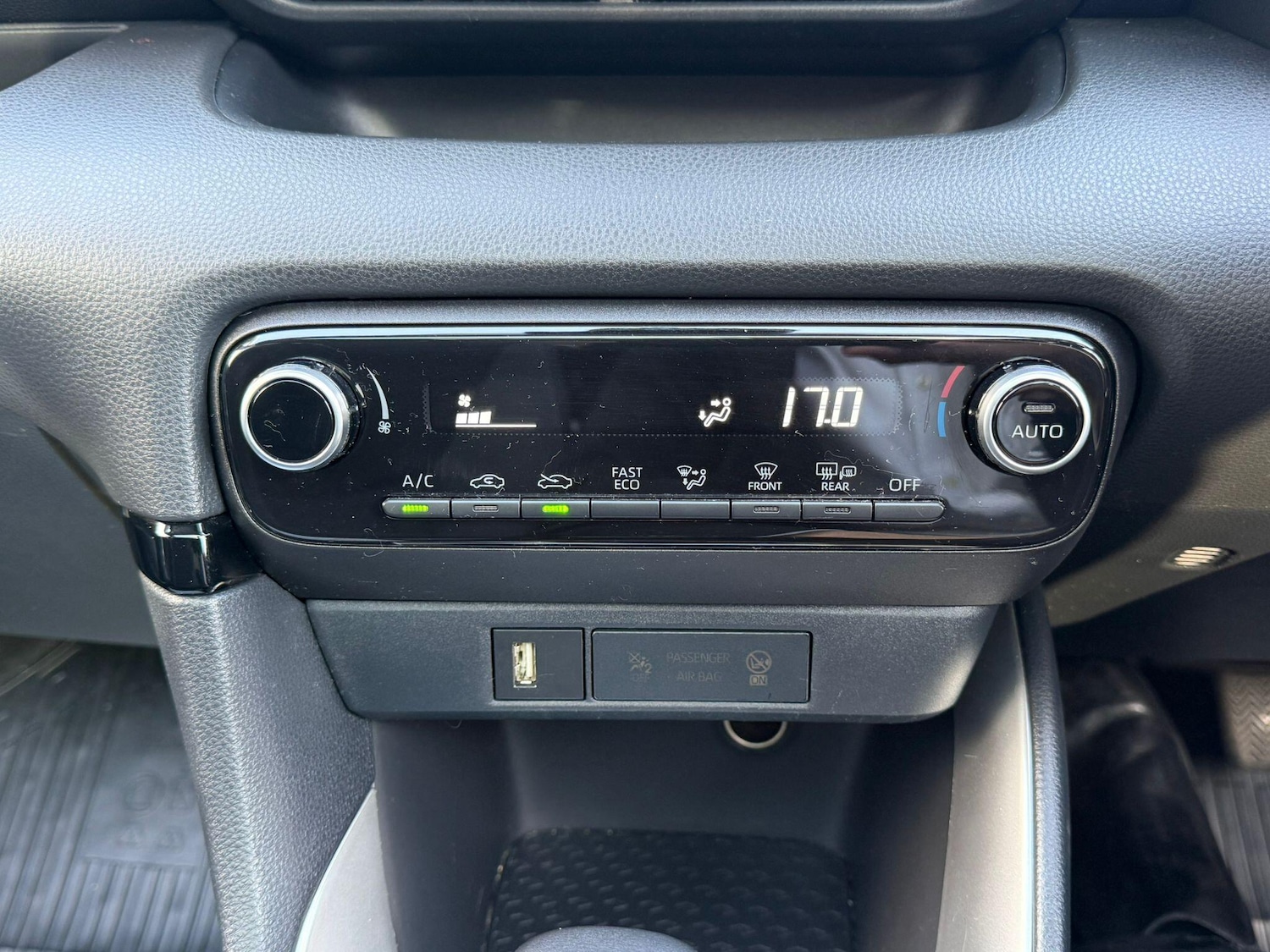 Used Toyota Yaris 2021 for sale - 78184226: Photo 26