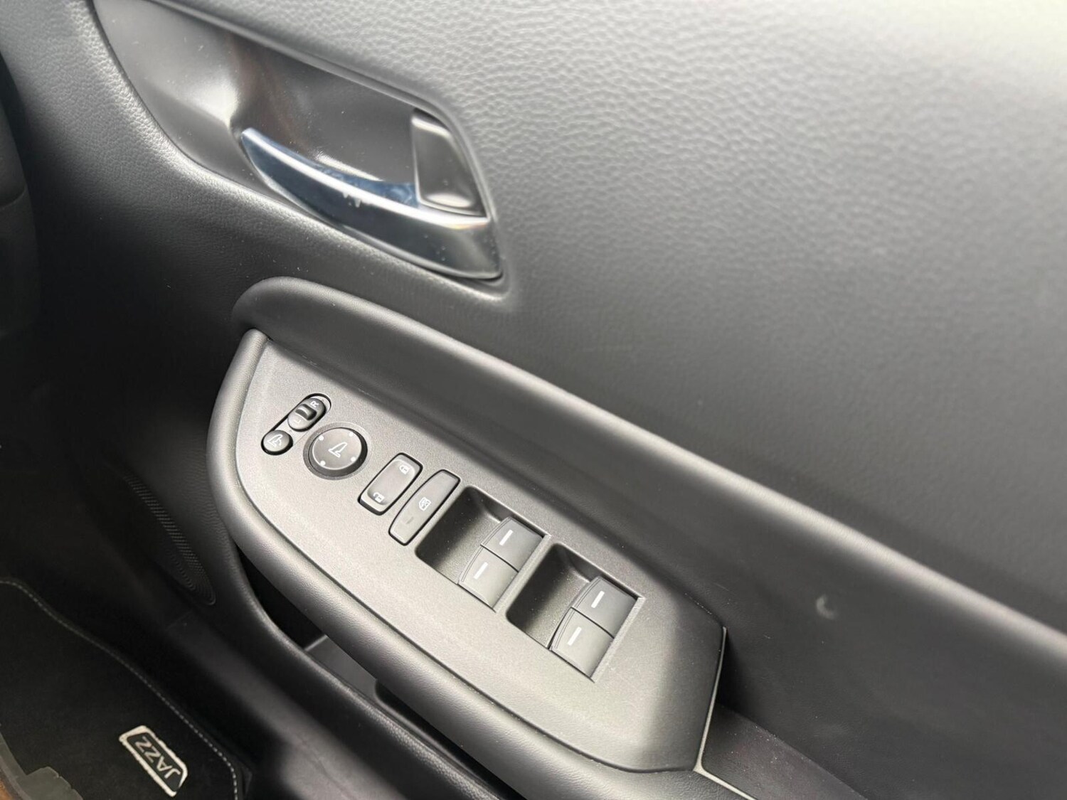 Used Honda Jazz for sale - 77807842: Photo 23