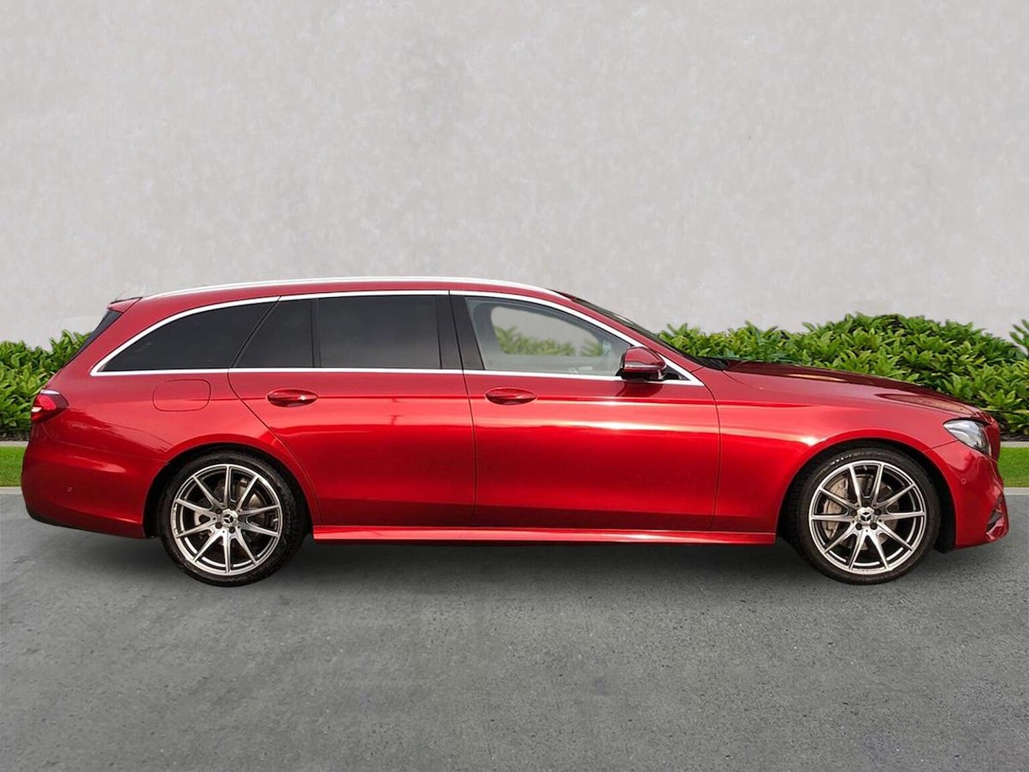 Used Mercedes-Benz E Class 2019 for sale - 76506127: Photo 3