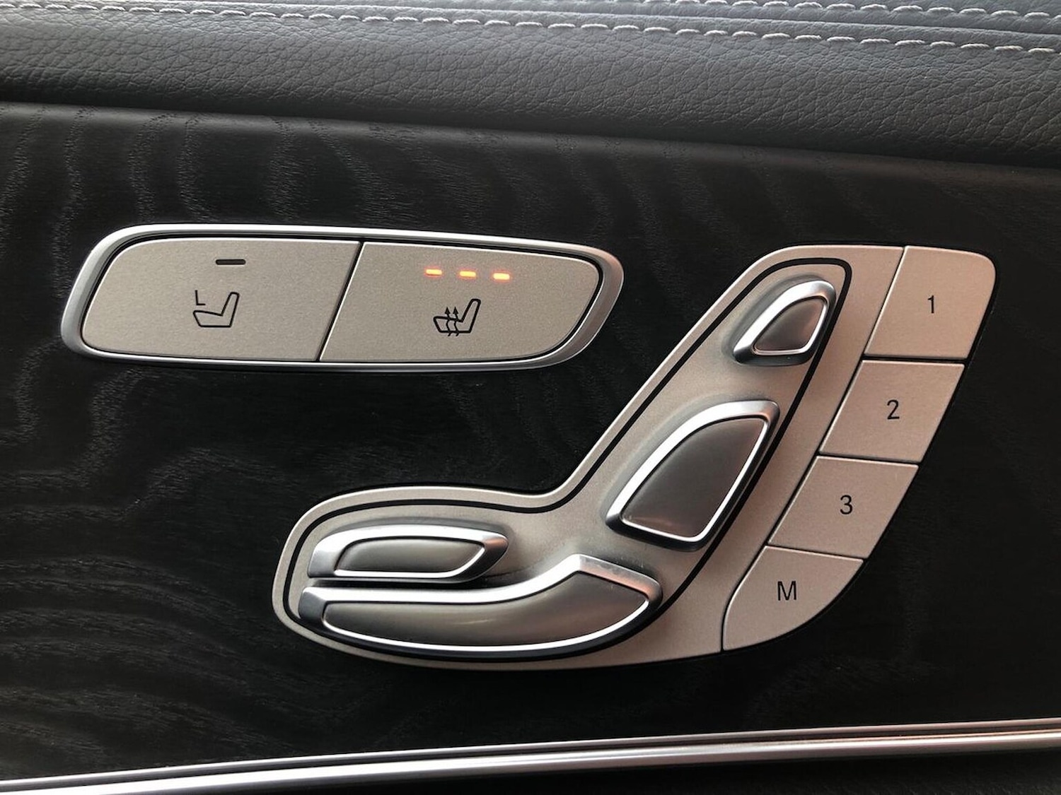 Used Mercedes-Benz E Class 2019 for sale - 76506127: Photo 30