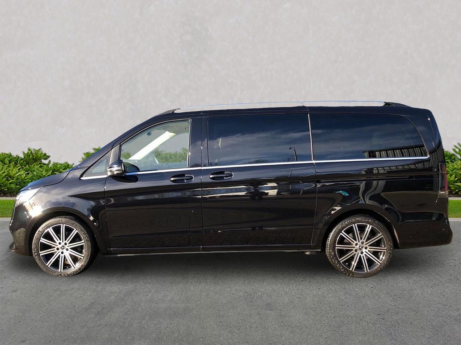 Used Mercedes-Benz V-Class 2024 for sale - 76837184: Photo 19