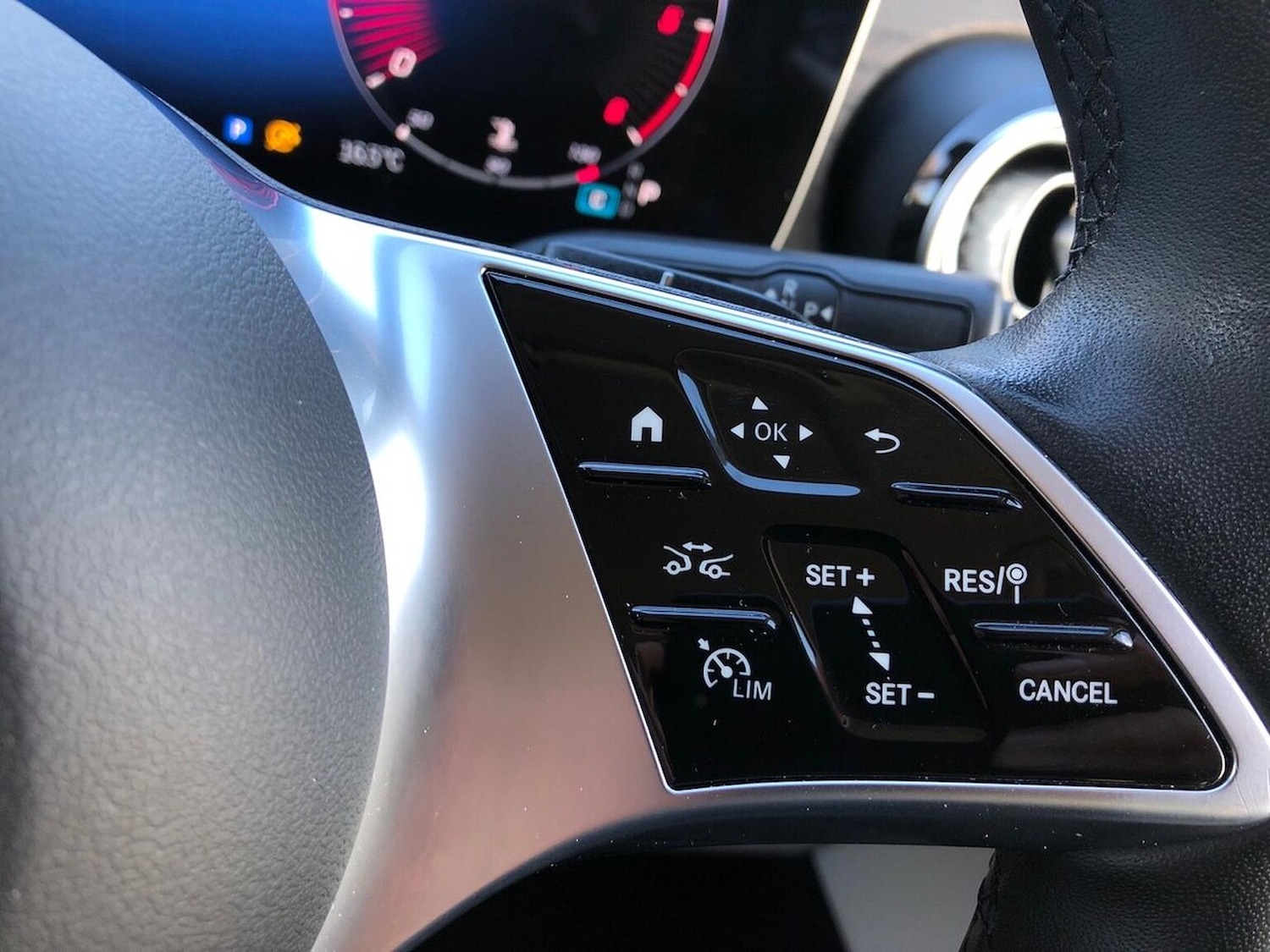 Used Mercedes-Benz V-Class 2024 for sale - 76837184: Photo 27