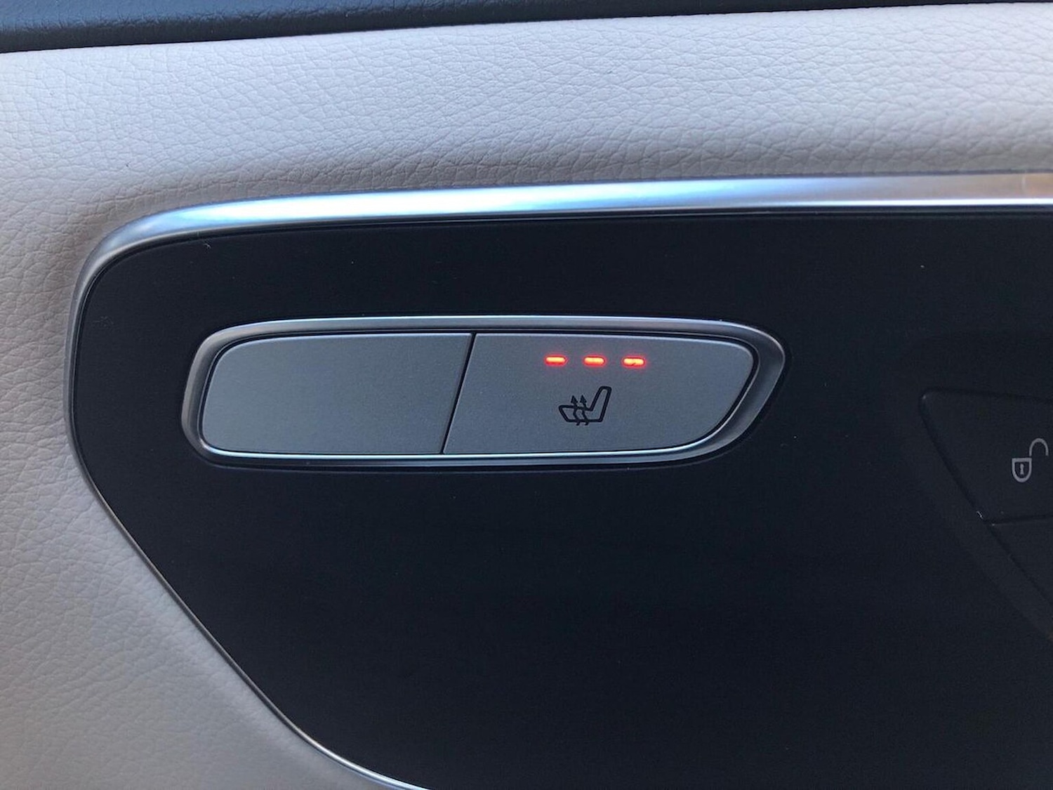 Used Mercedes-Benz V-Class 2024 for sale - 76837184: Photo 30