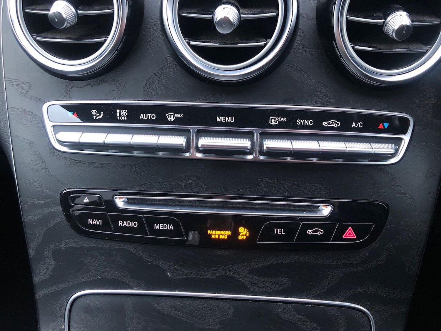 Used Mercedes-Benz GLC 2018 for sale - 76655902: Photo 12