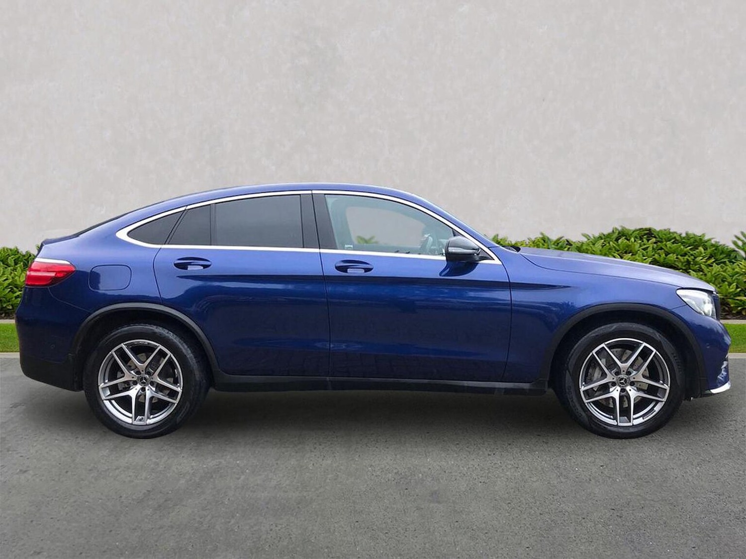 Used Mercedes-Benz GLC 2018 for sale - 76655902: Photo 3