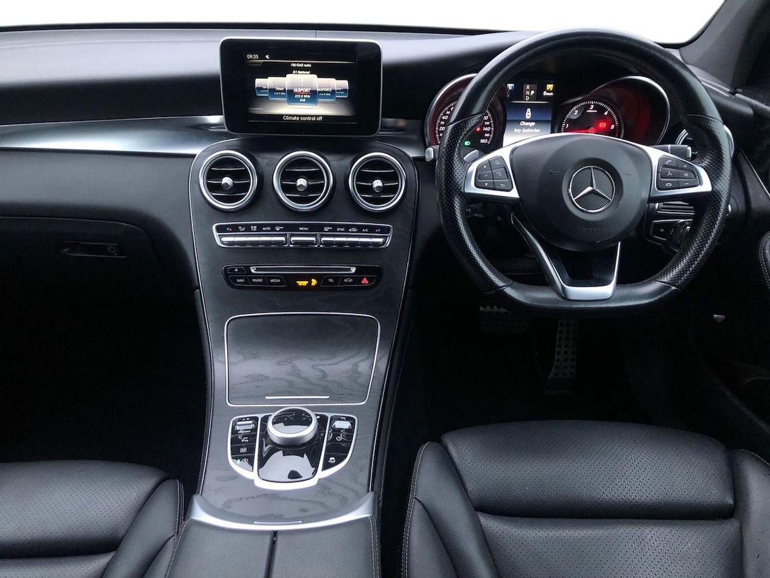 Used Mercedes-Benz GLC 2018 for sale - 76655902: Photo 9