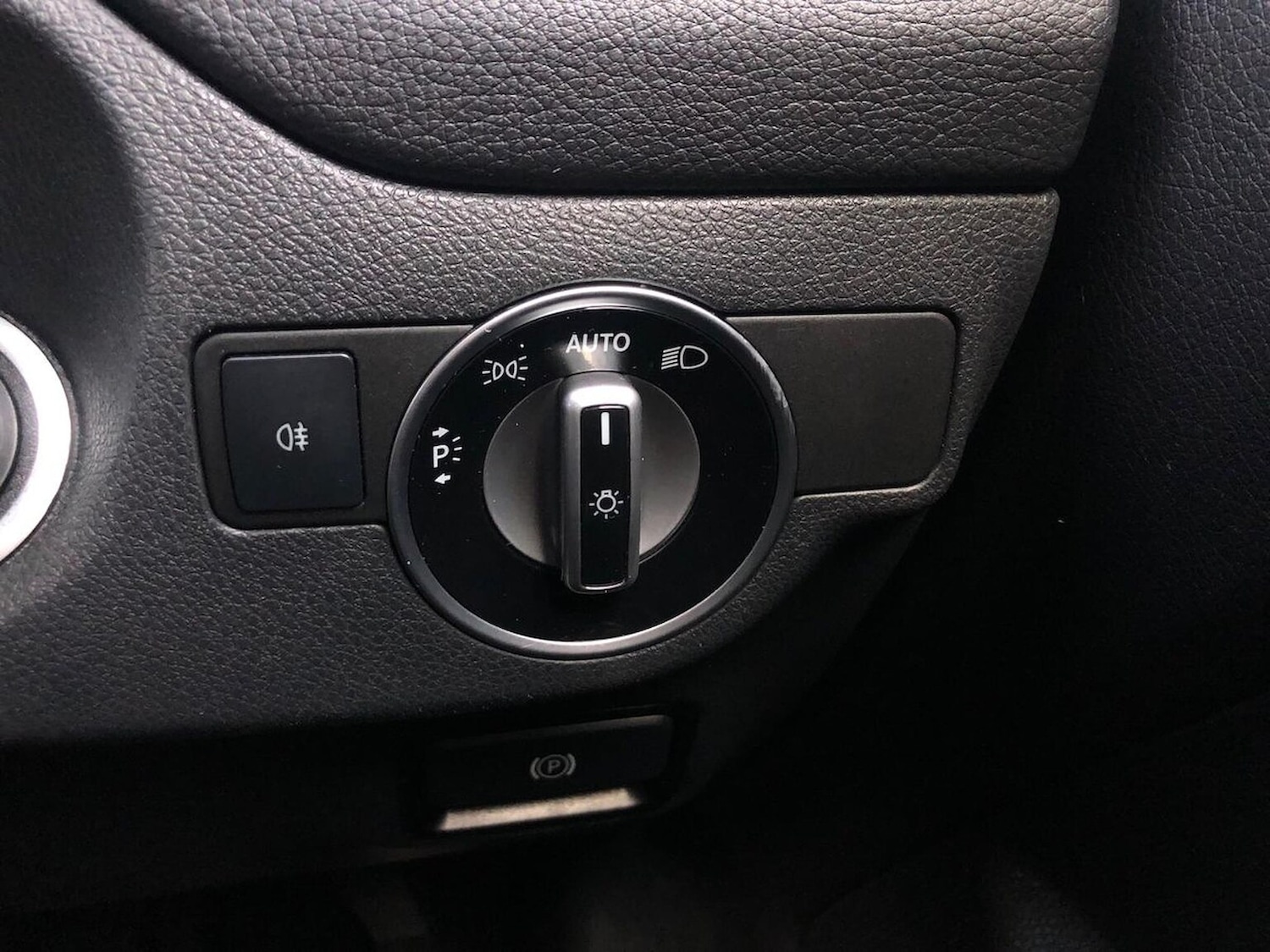 Used Mercedes-Benz CLA 2016 for sale - 76628102: Photo 23