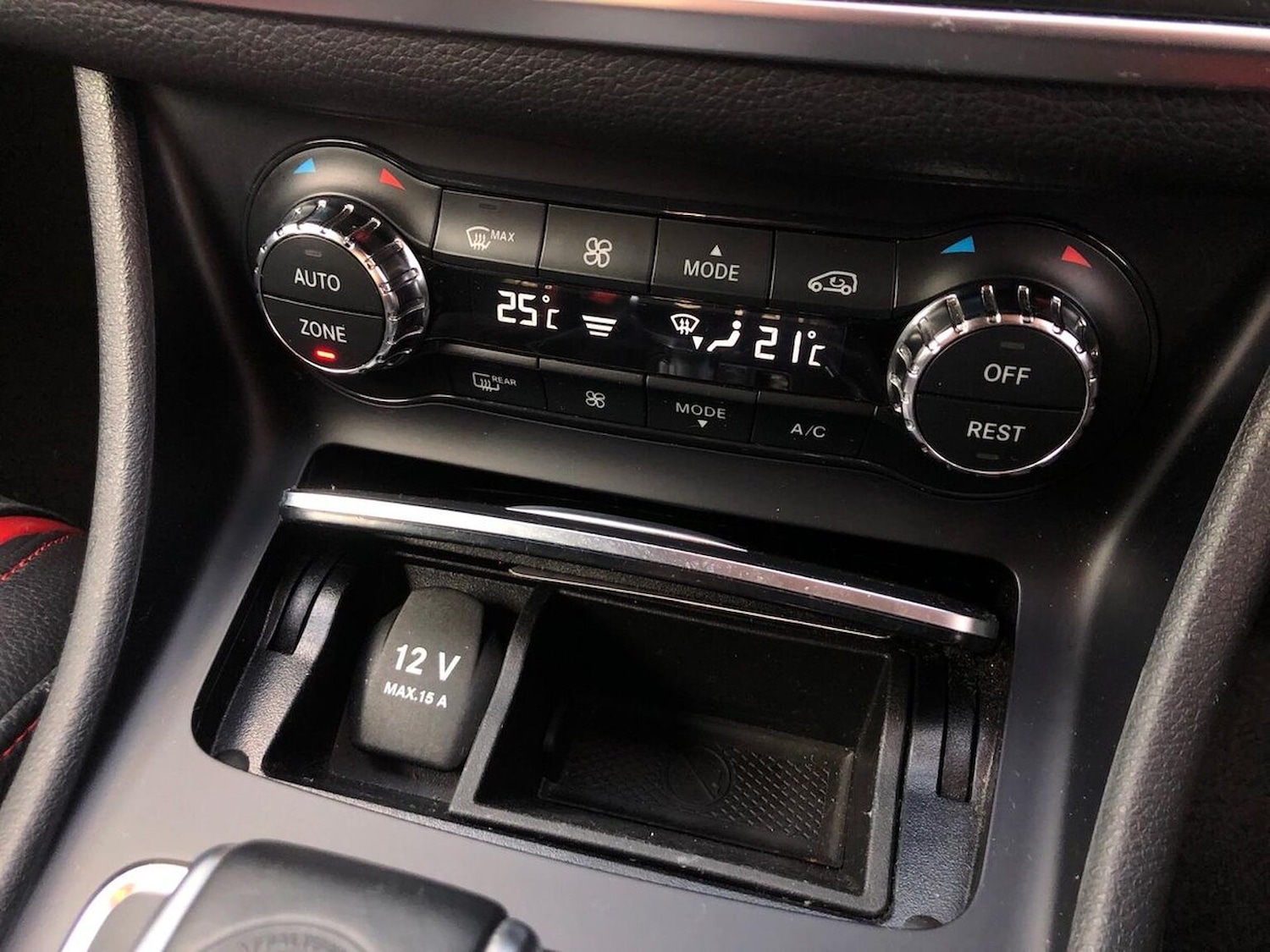 Used Mercedes-Benz CLA 2016 for sale - 76628102: Photo 31