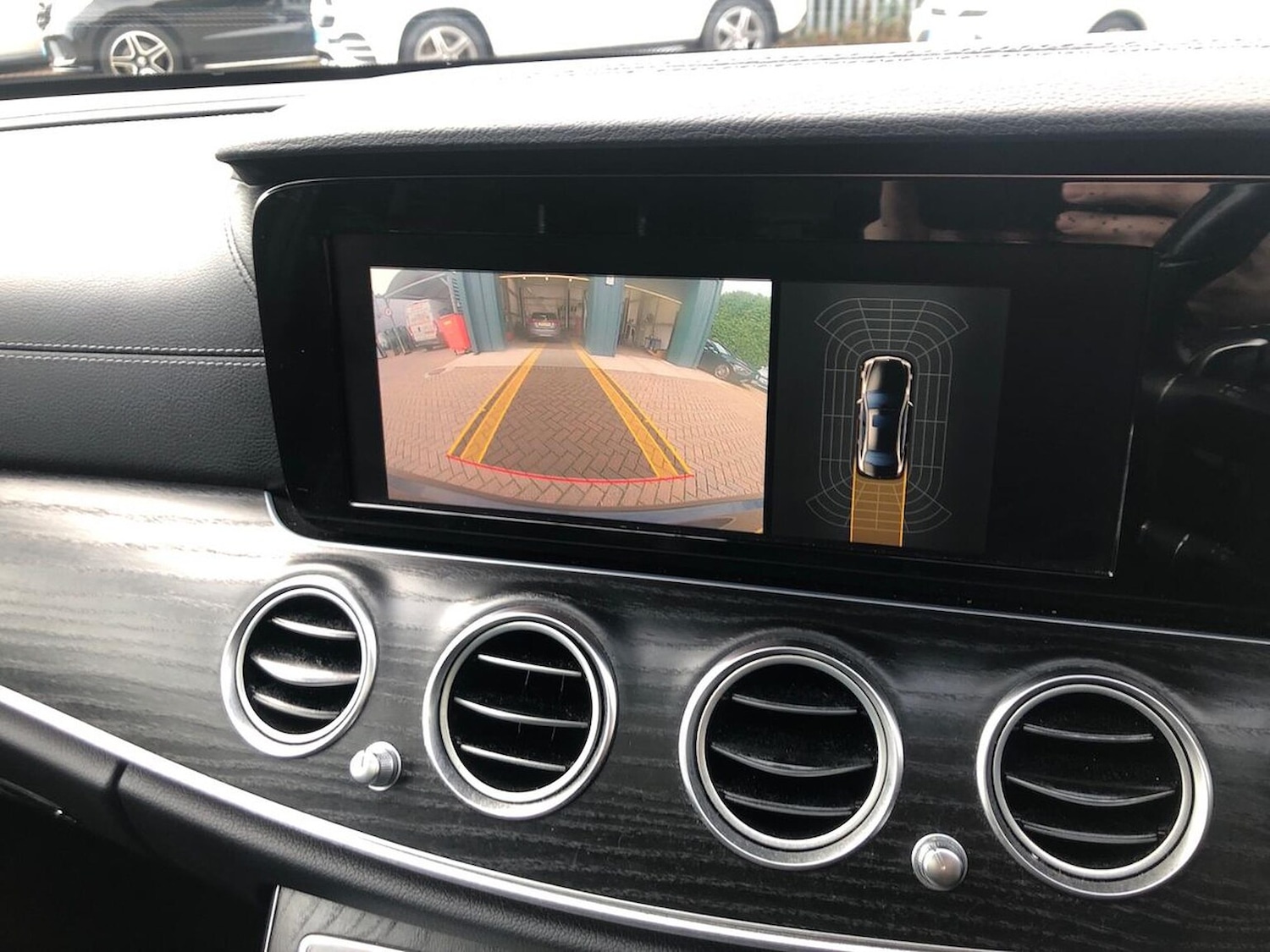 Used Mercedes-Benz E Class 2018 for sale - 76478188: Photo 23