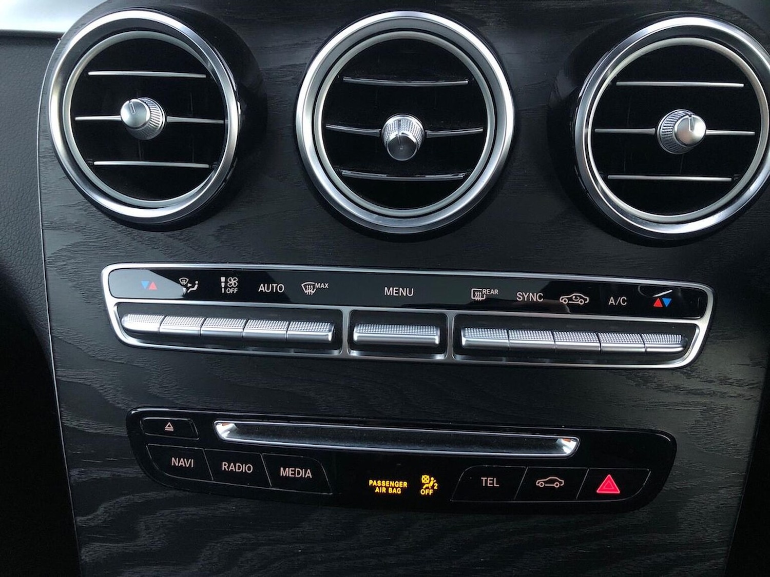 Used Mercedes-Benz GLC 2019 for sale - 76924562: Photo 12