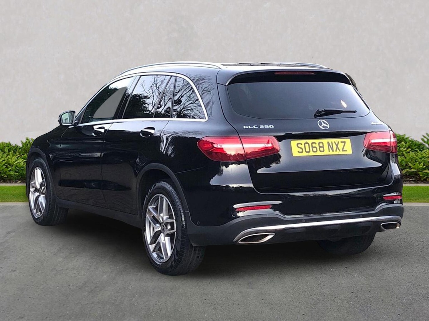 Used Mercedes-Benz GLC 2019 for sale - 76924562: Photo 2