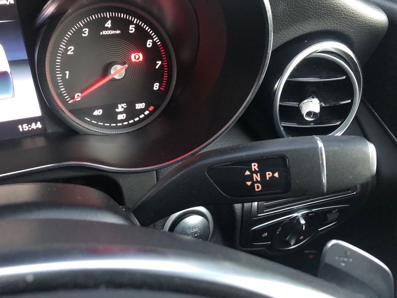 Used Mercedes-Benz GLC 2019 for sale - 76924562: Photo 29