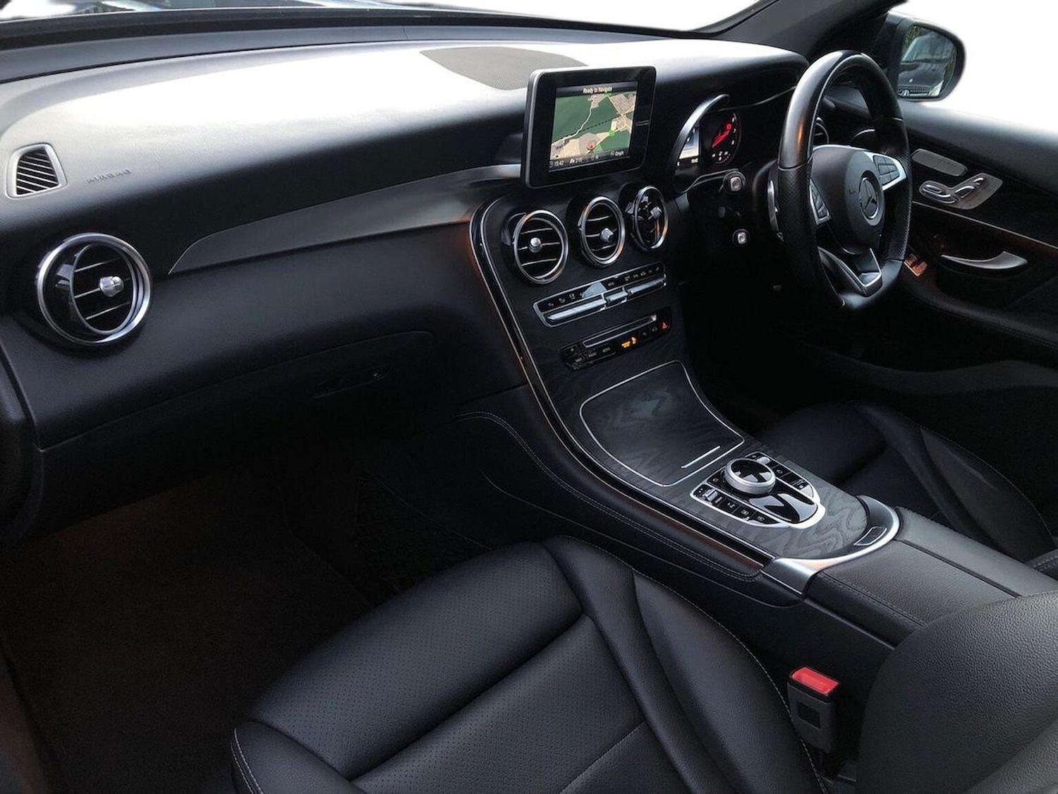 Used Mercedes-Benz GLC 2019 for sale - 76924562: Photo 7