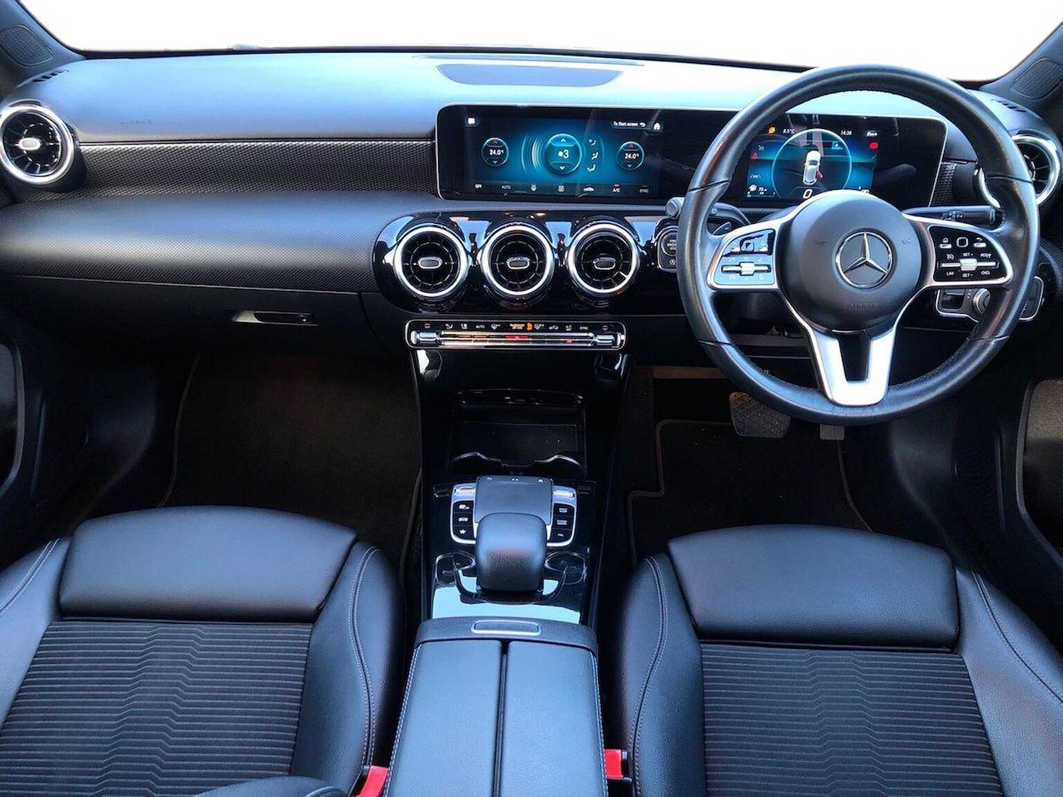 Used Mercedes-Benz A-Class 2019 for sale - 76699428: Photo 8