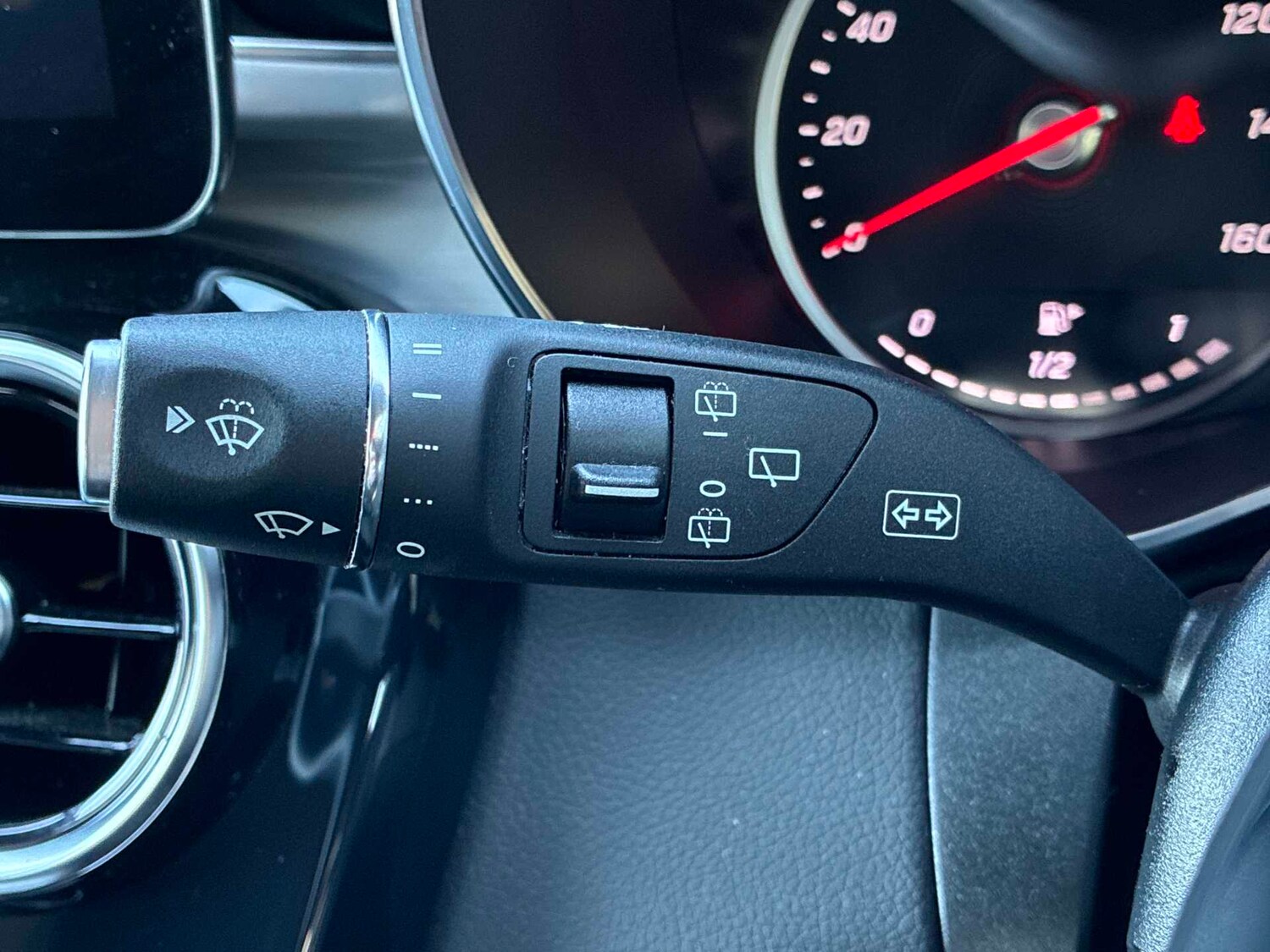 Used Mercedes-Benz GLC 2022 for sale - 78191912: Photo 27