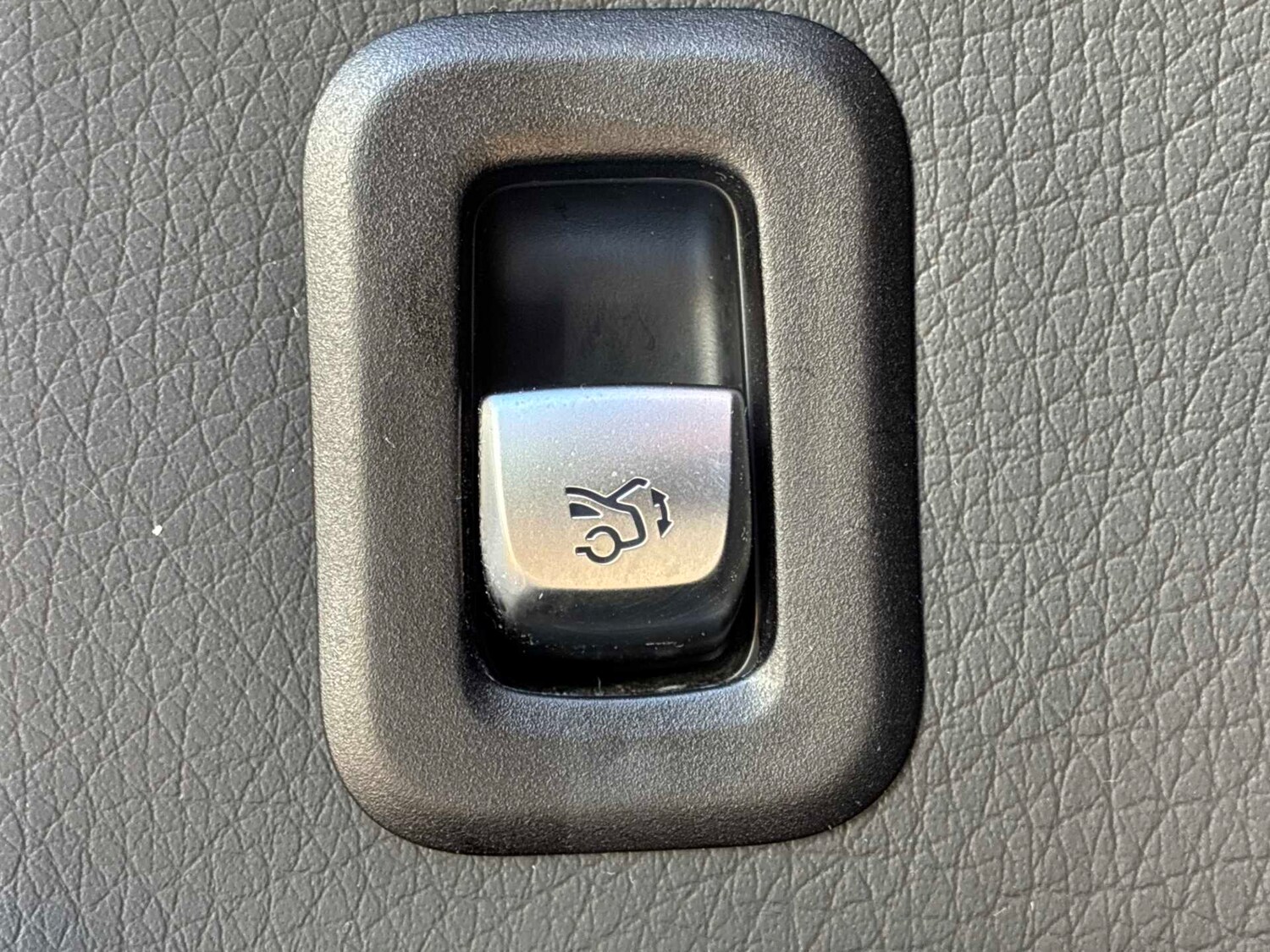 Used Mercedes-Benz GLC 2022 for sale - 78191912: Photo 40