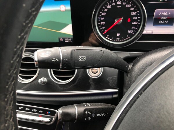 Used Mercedes-Benz E Class 2017 for sale - 76273547: Photo 27