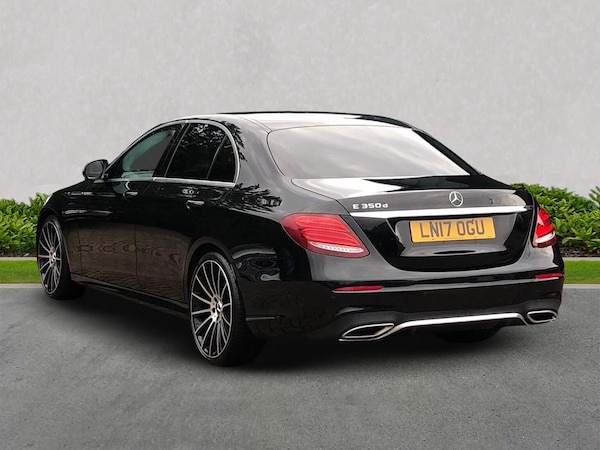 Used Mercedes-Benz E Class 2017 for sale - 76273547: Photo 2
