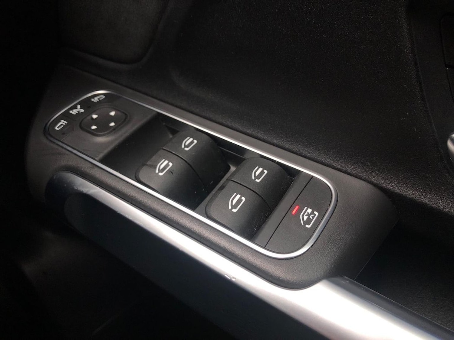 Used Mercedes-Benz GLB 2025 for sale - 77023436: Photo 21