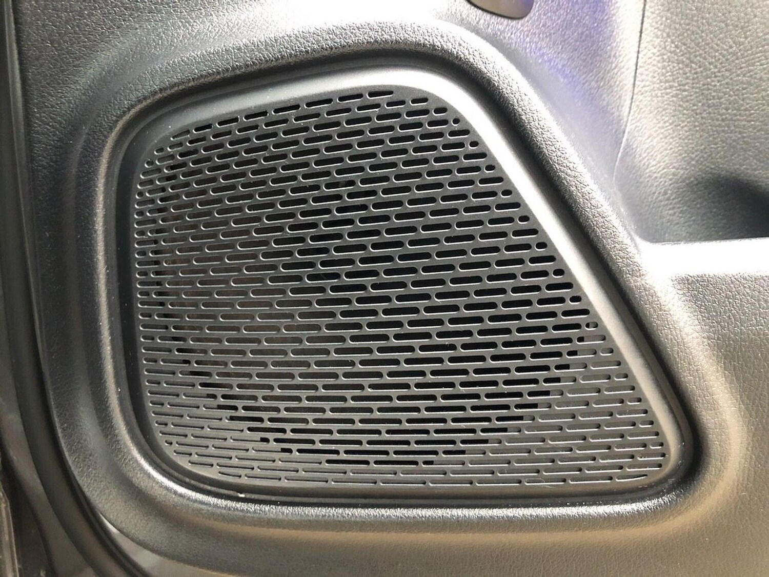 Used Mercedes-Benz GLB 2024 for sale - 76471025: Photo 31