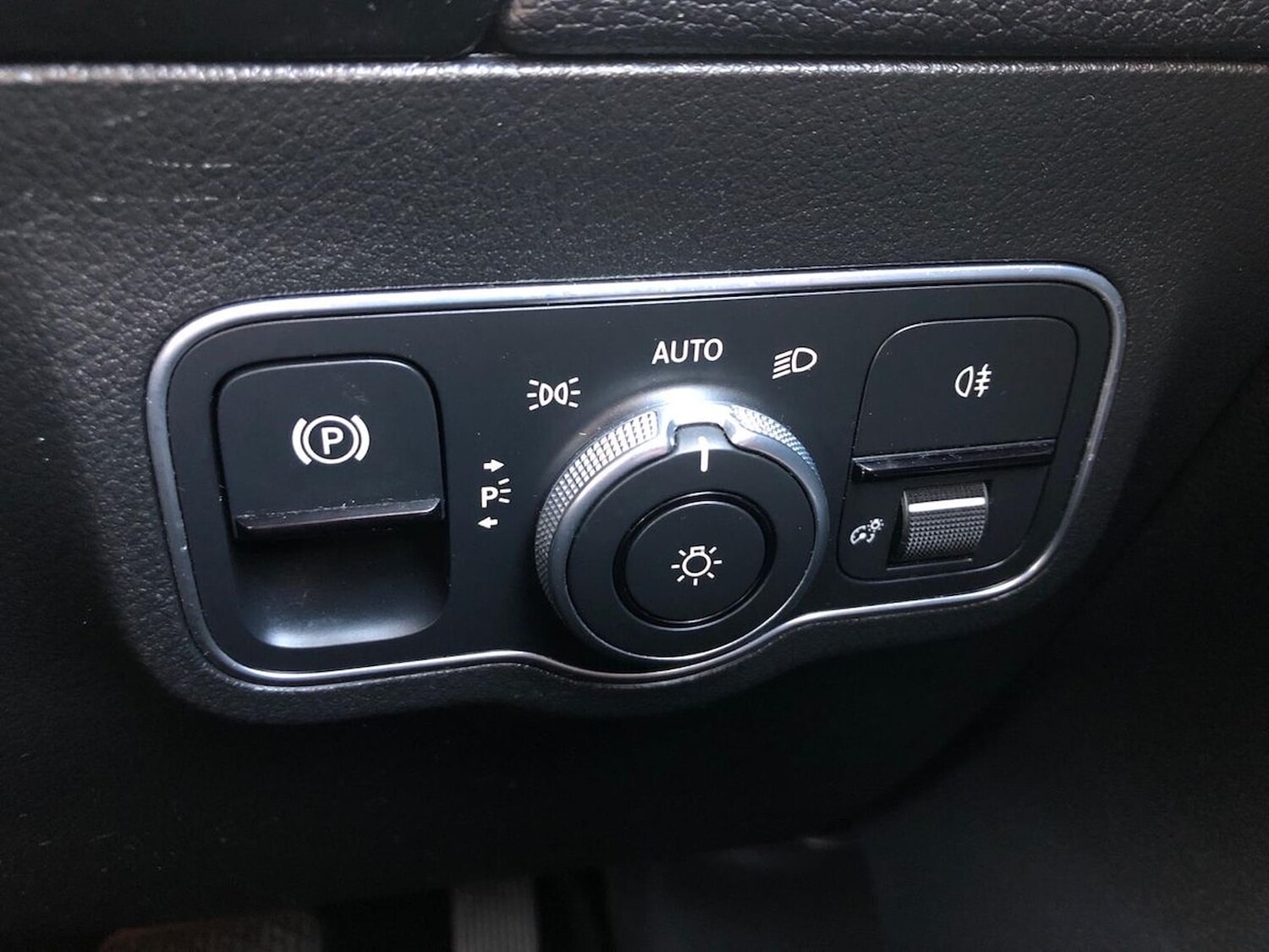 Used Mercedes-Benz GLA 2020 for sale - 76681701: Photo 22