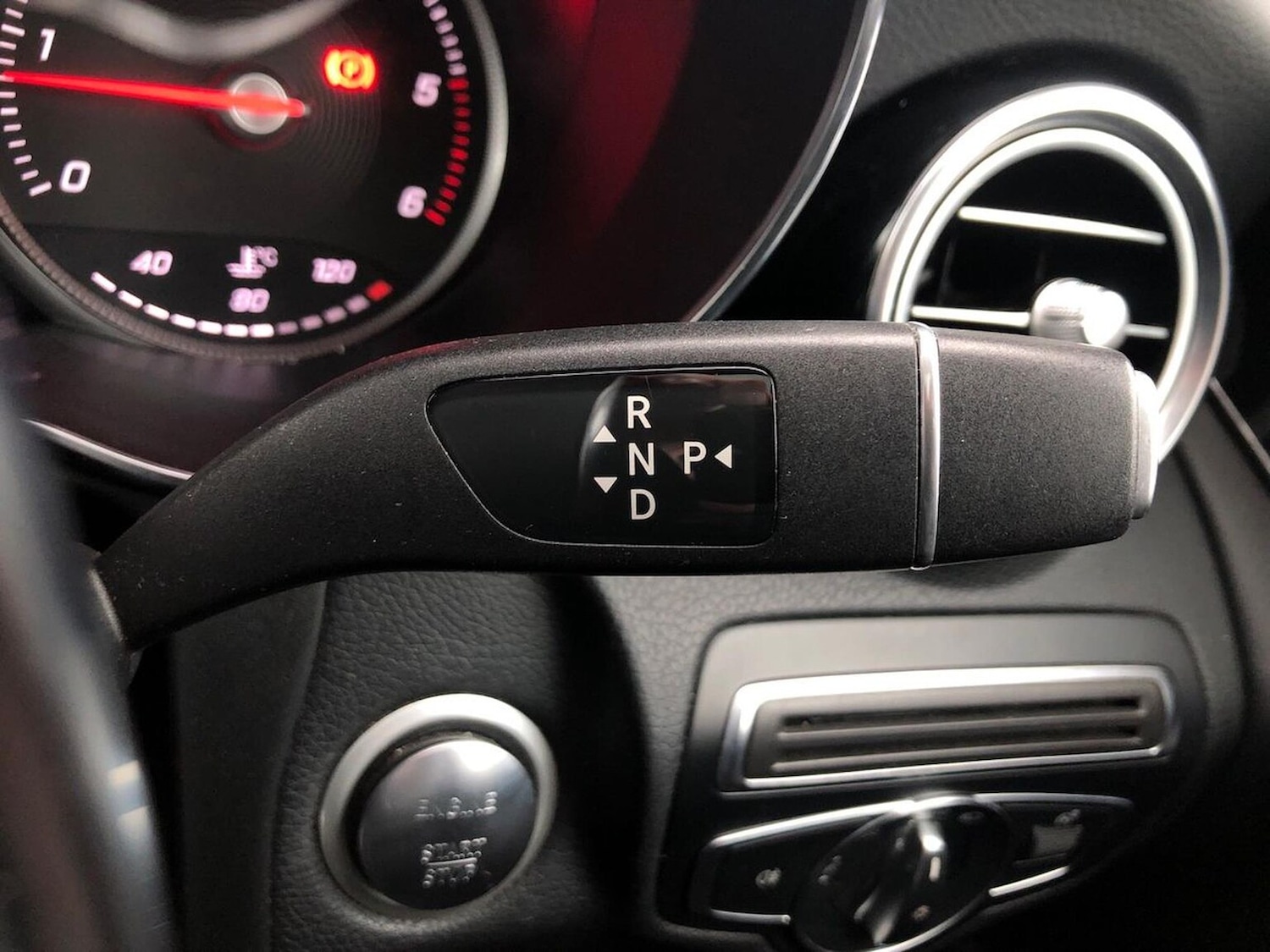 Used Mercedes-Benz GLC 2017 for sale - 76589146: Photo 29