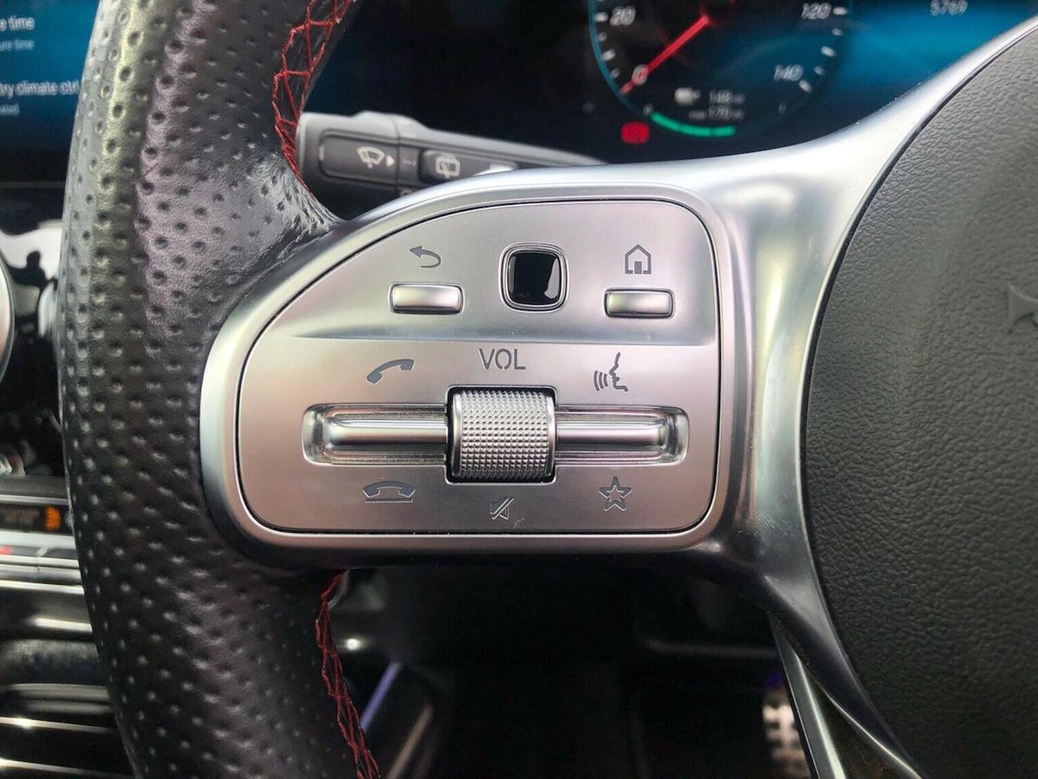 Used Mercedes-Benz EQA 2023 for sale - 76019510: Photo 26