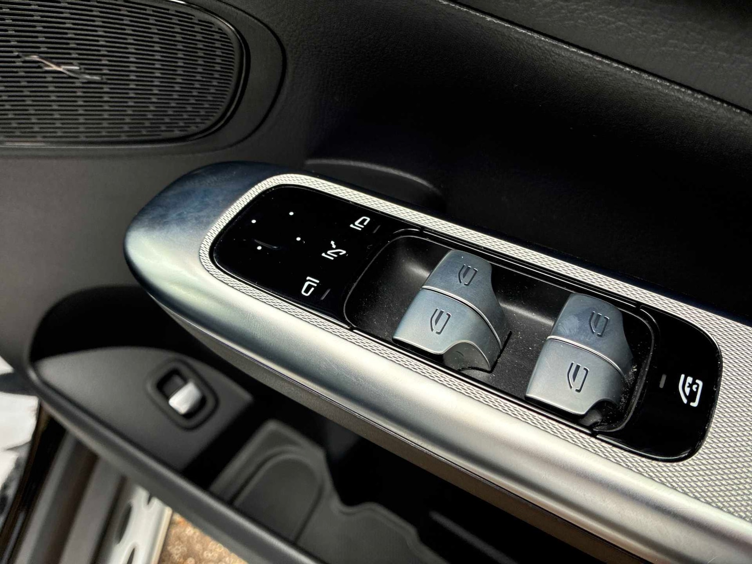 Used Mercedes-Benz GLC 2024 for sale - 78125249: Photo 21