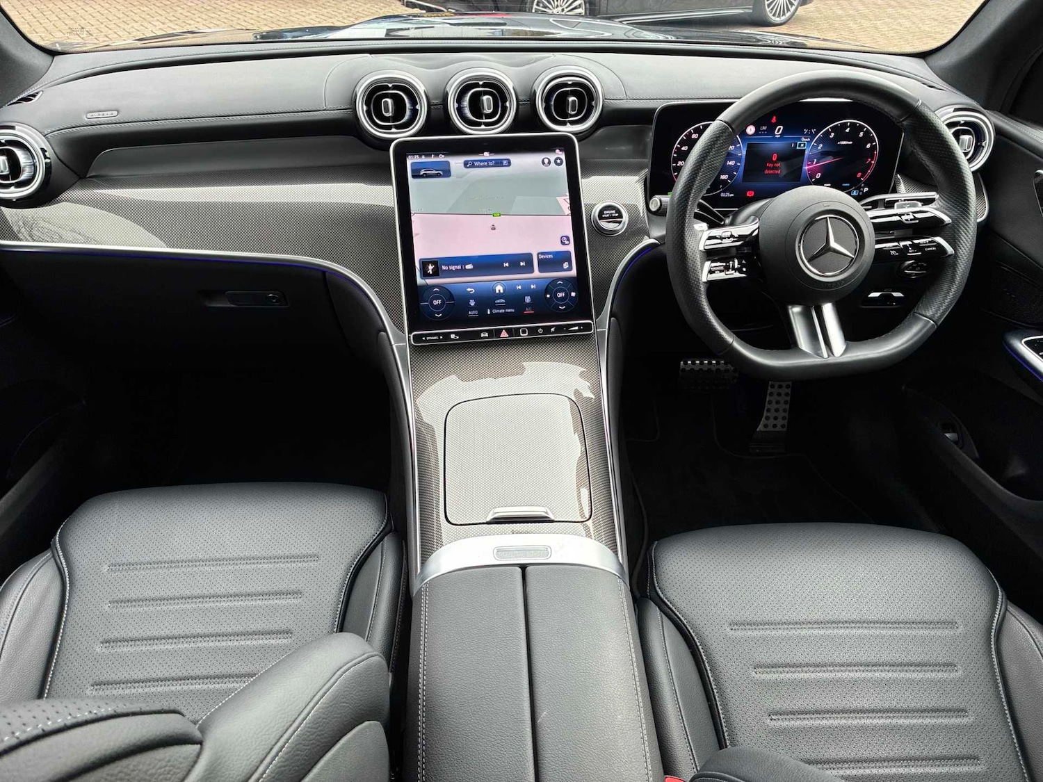 Used Mercedes-Benz GLC 2024 for sale - 78125249: Photo 8