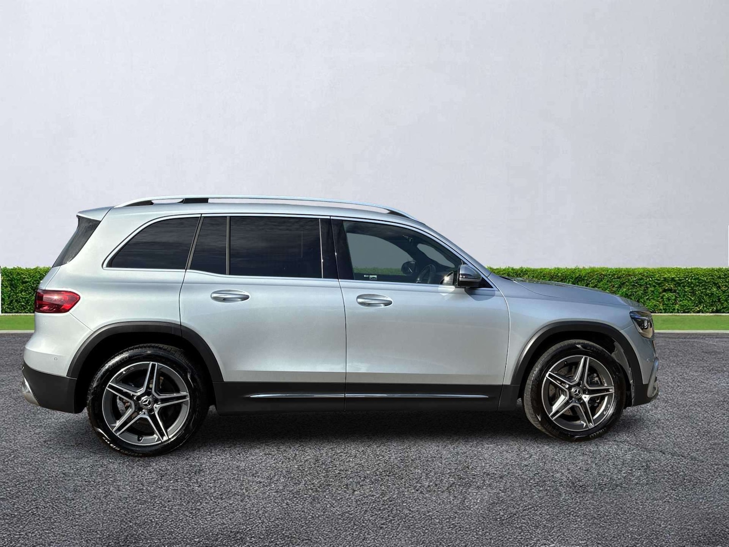 Used Mercedes-Benz GLB 2024 for sale - 78125246: Photo 3