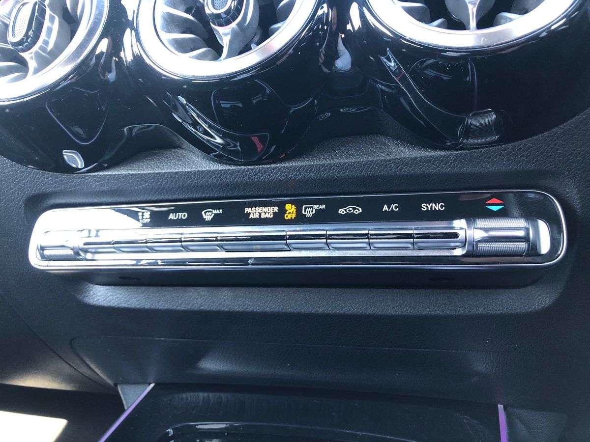 Used Mercedes-Benz GLB 2023 for sale - 78193889: Photo 15