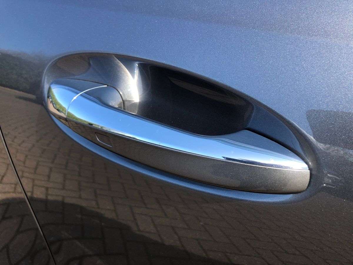 Used Mercedes-Benz GLB 2023 for sale - 78193889: Photo 37