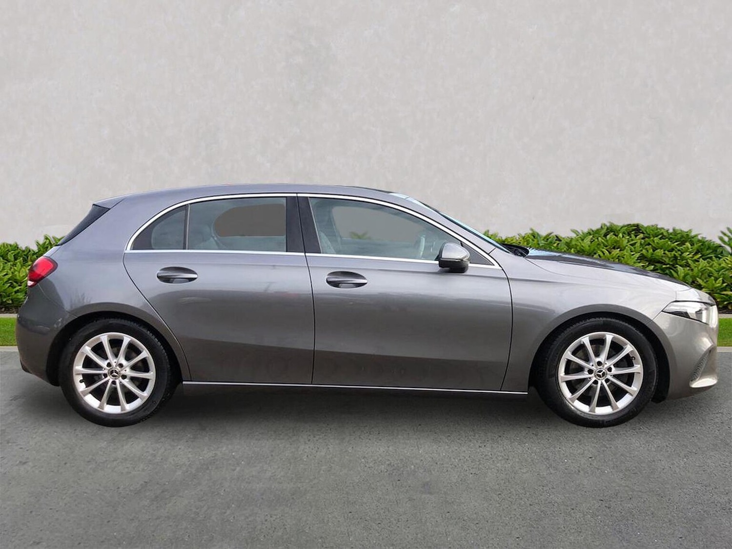 Used Mercedes-Benz A-Class 2020 for sale - 76412462: Photo 3