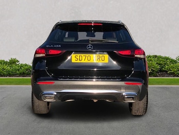 Used Mercedes-Benz GLA 2020 for sale - 76554214: Photo