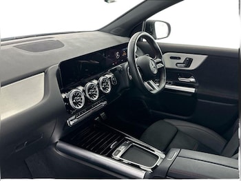 Used Mercedes-Benz GLA 2024 for sale - 75740328: Photo