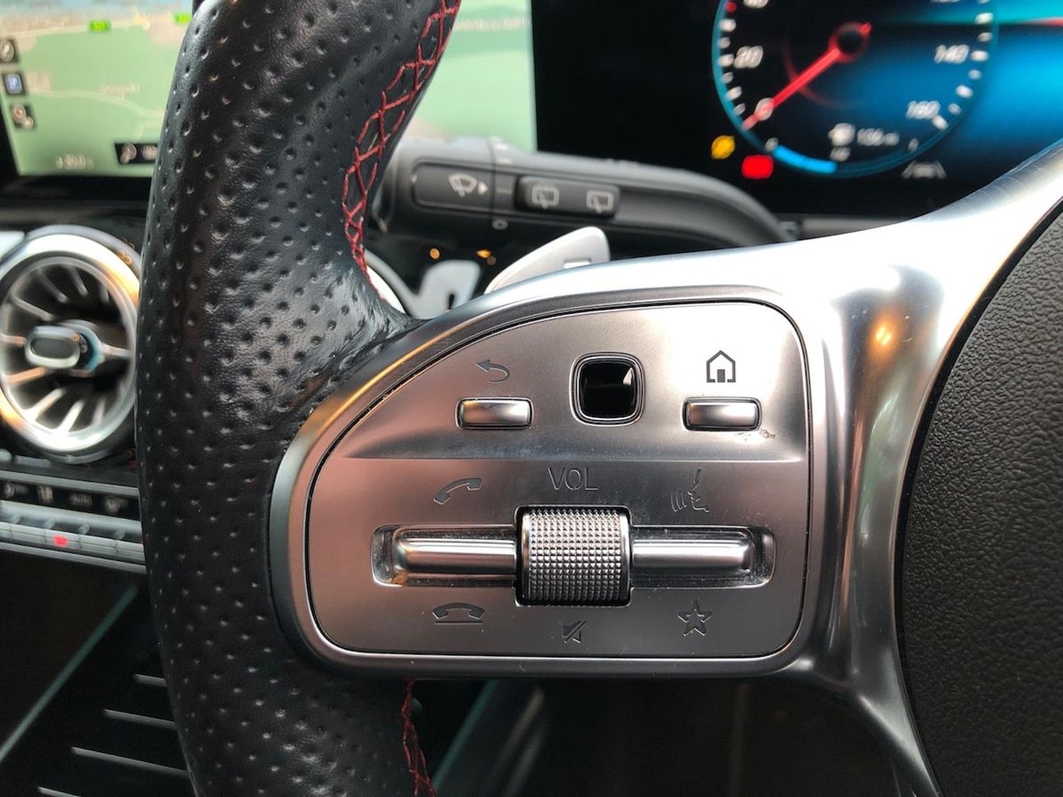 Used Mercedes-Benz GLA 2022 for sale - 76578317: Photo 26