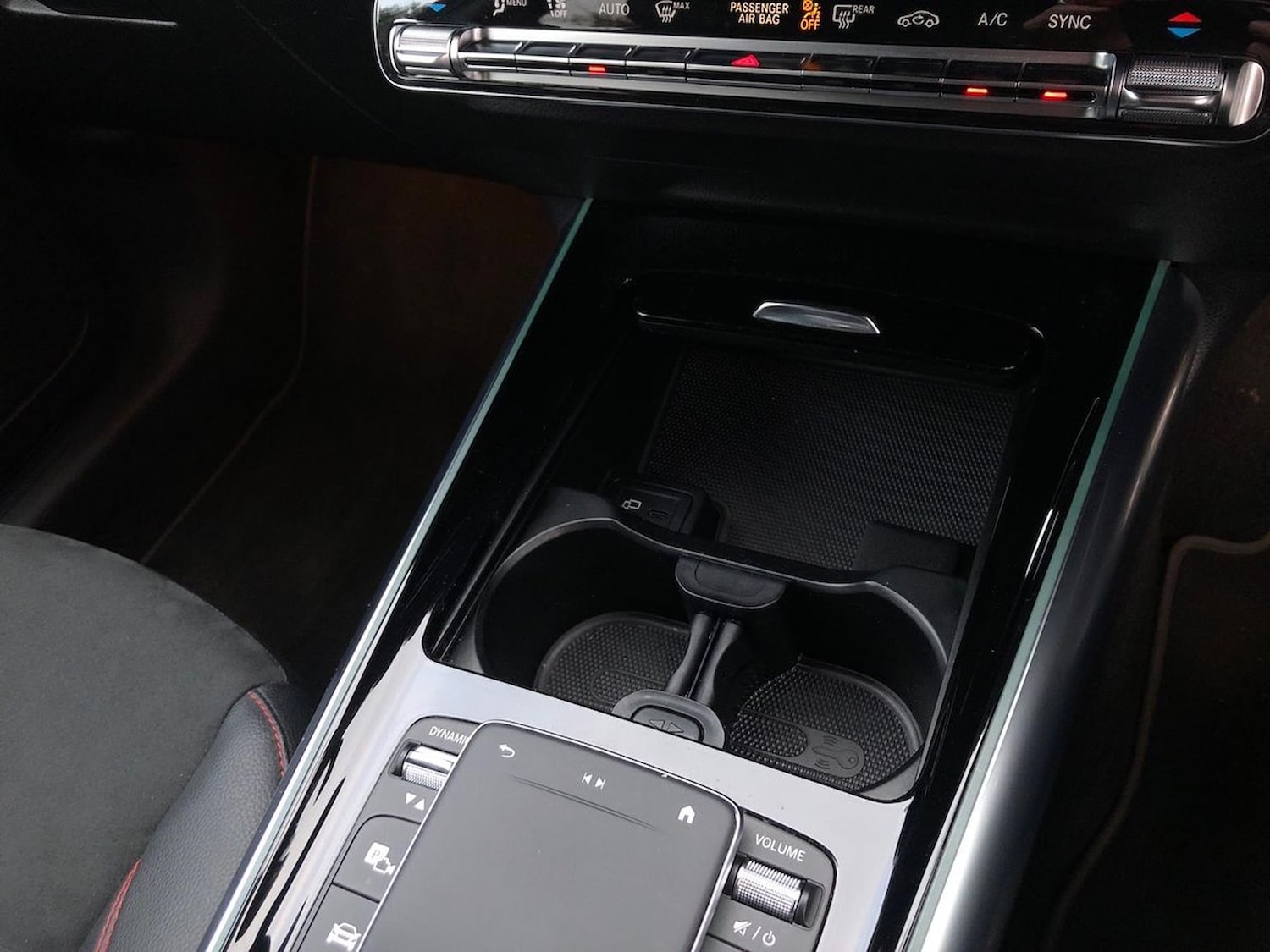 Used Mercedes-Benz GLA 2022 for sale - 76578317: Photo 32