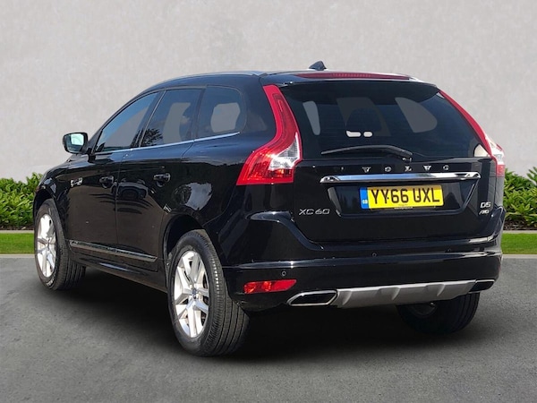 Used Volvo XC60 2016 for sale - 76097061: Photo 2