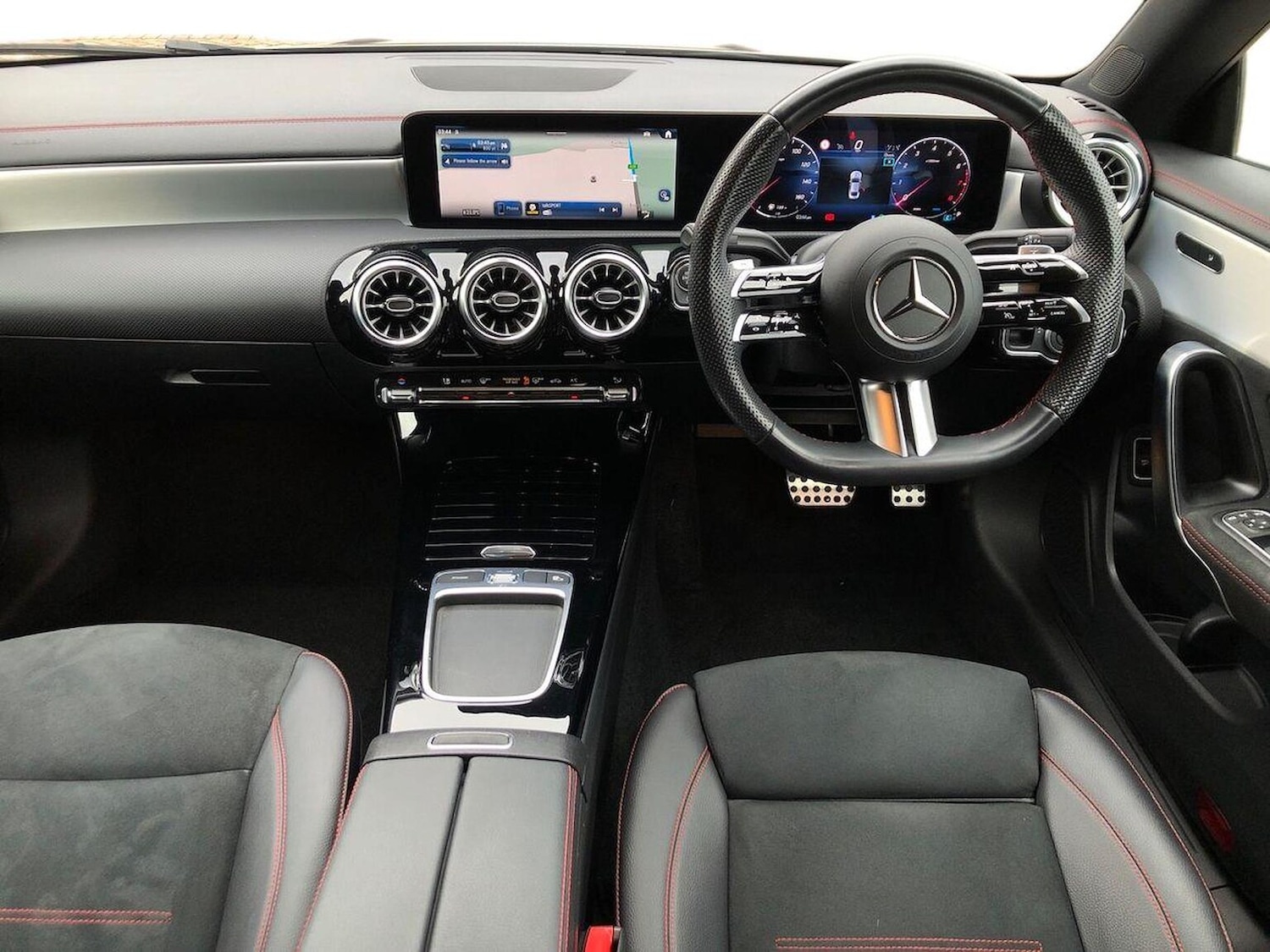 Used Mercedes-Benz CLA 2023 for sale - 76662968: Photo 9