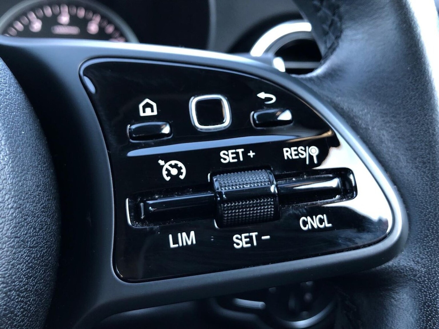 Used Mercedes-Benz C Class 2019 for sale - 76807472: Photo 27