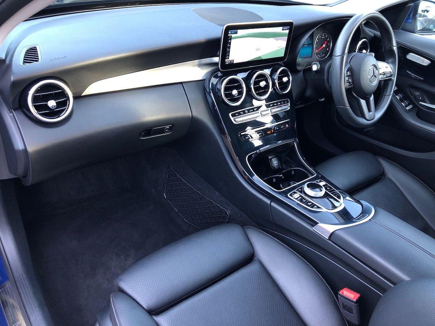 Used Mercedes-Benz C Class 2019 for sale - 76807472: Photo 7