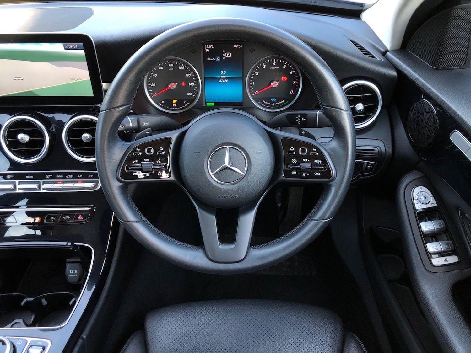 Used Mercedes-Benz C Class 2019 for sale - 76807472: Photo 9